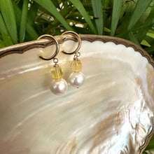 Cargar imagen en el visor de la galería, Edison White Pearls and Citrine Hoop Earrings