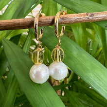 Cargar imagen en el visor de la galería, Edison White Pearls and Citrine Hoop Earrings