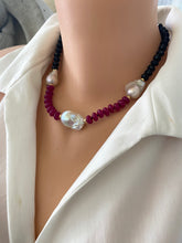 Cargar imagen en el visor de la galería, Hot Pink Jade Tourmaline Necklace | Handcrafted Baroque Pearl Design