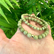 Carica l'immagine nel visualizzatore di Gallery, Olive Green Jasper Stretch Bracelet in 6 or 8mm, 14K GF