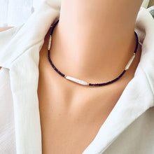 Lade das Bild in den Galerie-Viewer, Red Garnet & White Bar Pearls Necklace, 14K GF