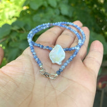 Charger l'image dans la galerie, Blue Sodalite and White Keshi Pearl Beaded Necklace, Sterling Silver, 16"inches Short