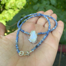 Charger l'image dans la galerie, Blue Sodalite and White Keshi Pearl Beaded Necklace, Sterling Silver, 17"inches Short
