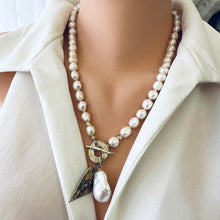 Carica l'immagine nel visualizzatore di Gallery, Pearl Toggle Necklace & Artisan Gold Bronze Stitched Heart Pendant