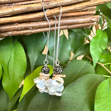 Cargar imagen en el visor de la galería, Gray & Peachy Petal Pearl Threaders, Silver