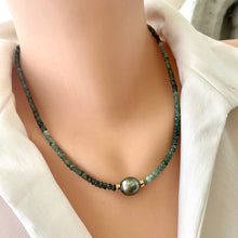Carica l'immagine nel visualizzatore di Gallery, Stunning shaded green Necklace featuring faceted Emerald roundelle beads and a greenish black Tahitian Pearl centerpiece. May birthstone Gift For Her. Crafted with gold filled, the necklace measures 18.5 inches in length