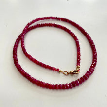 Carica l'immagine nel visualizzatore di Gallery, Graduated Red Ruby Necklace, 14k GF