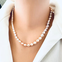 Carica l'immagine nel visualizzatore di Gallery, Rice Pearl Necklace with pastel freshwater pearls and silver tulip clasp displayed on mannequin.