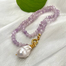 Lade das Bild in den Galerie-Viewer, Lavender Amethyst Candy Necklace, Baroque Pearl Pendant