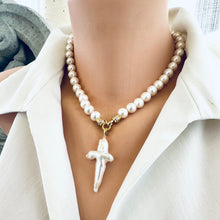 Charger l'image dans la galerie, White pearl necklace cross pendant front view on mannequin — elegant handcrafted freshwater pearl jewelry with gold clasp by Loulia Pearl Jewelry