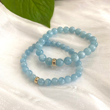 Lade das Bild in den Galerie-Viewer, Aquamarine Stretchy Bracelet in 6 or 8mm, March Birthstone , 7"in, Gold Filled