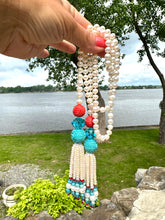 Cargar imagen en el visor de la galería, Pearl, Coral & Turquoise Romance Lariat