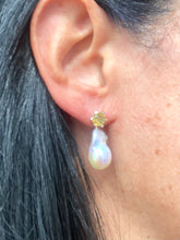 Lade das Bild in den Galerie-Viewer, Side view of woman wearing citrine stud earrings with removable pearl drops