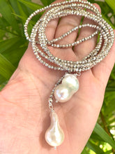 Lade das Bild in den Galerie-Viewer, Single Strand of Silver Pyrite and Large Baroque Pearl Lariat Wrap Necklace, 45"