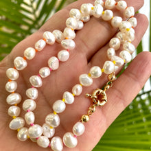 Charger l'image dans la galerie, Collier arc-en-ciel en perles d'eau douce, plaqué or, de 38 à 47 cm