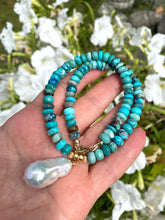 Cargar imagen en el visor de la galería, Arizona Turquoise & Baroque Pearl Short Necklace, 14k GF