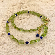 Lade das Bild in den Galerie-Viewer, Peridot & Lapis Lazuli Dainty Short Necklace, 14k GF
