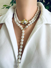 Lade das Bild in den Galerie-Viewer, White Avocado Edison Pearl Y Necklace, 9–10mm Hand Knotted Baroque Pearls, 29" or 33", Vermeil Gold Clasp