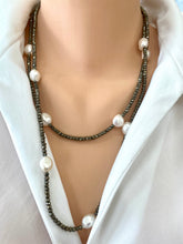 Lade das Bild in den Galerie-Viewer, Pyrite & Pearl Long Necklace For Woman