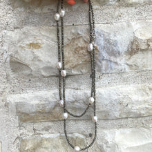 Lade das Bild in den Galerie-Viewer, Pyrite & Pearl Long Necklace For Woman