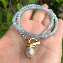 Lade das Bild in den Galerie-Viewer, Aquamarine cube shape and Gold Plated Necklace with Small Baroque Pearl, 16 inches