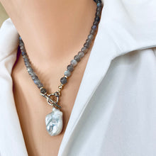 Cargar imagen en el visor de la galería, Labradorite & Baroque Pearl Pendant Necklace
