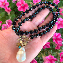 Cargar imagen en el visor de la galería, Black Tourmaline Toggle Necklace & Large Baroque Pearl Pendant