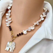 Carica l'immagine nel visualizzatore di Gallery, Keshi Pearls with Garnet, Citrine or Peridot Necklace