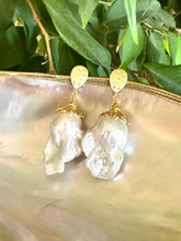 Cargar imagen en el visor de la galería, Handcrafted Baroque Pearl Gold Vermeil Earrings on white and green leaf backdrop — elegant pearl drop jewelry by Loulia Pearl Jewelry
