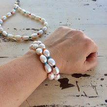 Carica l'immagine nel visualizzatore di Gallery, Pearls & Colourful African Glass Necklace