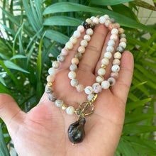 Load image into Gallery viewer, Genuine Pink Opal & Black Baroque Pearl Toggle Necklace