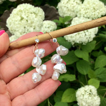 Carica l'immagine nel visualizzatore di Gallery, White Keshi Pearl Drop Earrings, composed of 14k gold filled Hook & blue Cubic zirconia Bezel