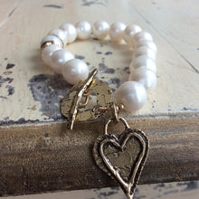 Load image into Gallery viewer, Large Pearls Love Charm Bracelet