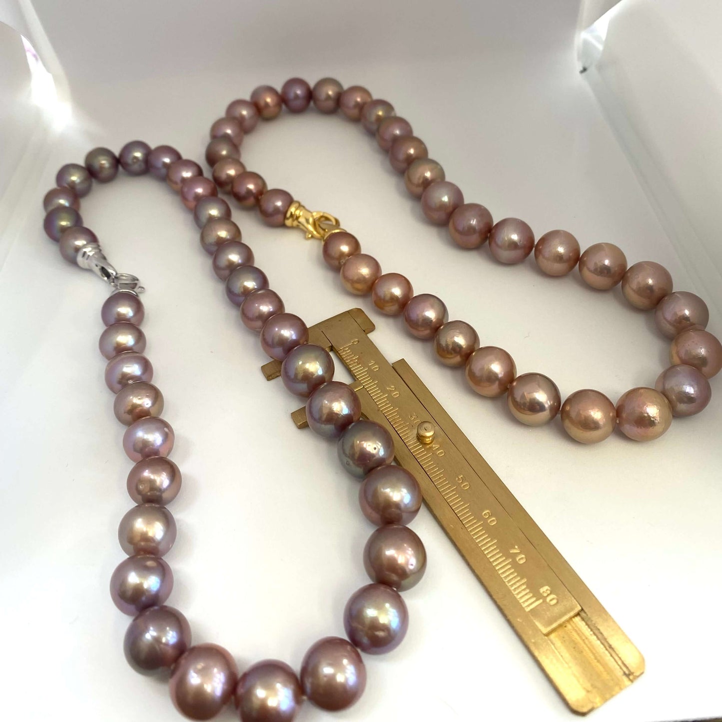 Metallic Edison Pearl Necklace featuring 12–14mm pearls and a ruler for size reference, handcrafted elegance.
