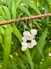 Carica l&#39;immagine nel visualizzatore di Gallery, White Keshi Pearl Drop Earrings, composed of 14k gold filled Hook &amp; blue Cubic zirconia Bezel
