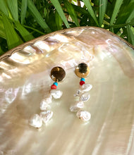 Carica l&#39;immagine nel visualizzatore di Gallery, Baroque Keshi Pearl Earrings, Freshwater Pearl Gold Dangle Drop Earrings
