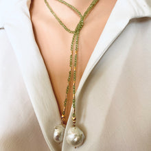 Charger l&#39;image dans la galerie, Single Strand of Green Peridot and two Large Baroque Pearls Beaded Lariat Necklace, August Birthstone, 42&quot;inches
