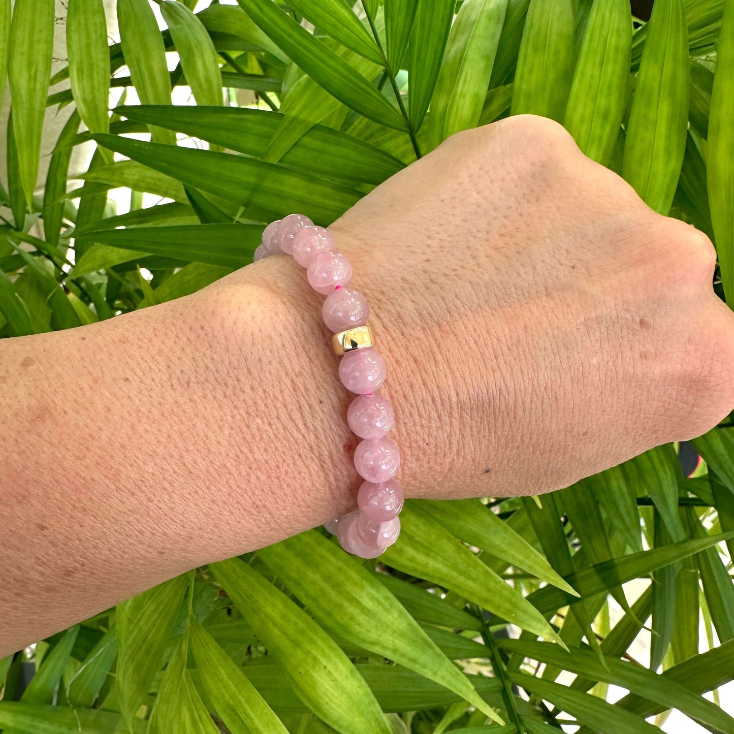 Rose Quartz Pearl Bracelet worn on model’s wrist – individual bracelet lifestyle shot
