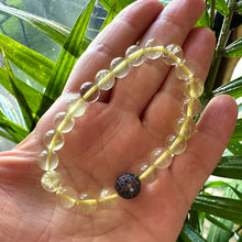 Lade das Bild in den Galerie-Viewer, Lemon Quartz Stretchy Bracelet, 8mm, 7&quot;inches
