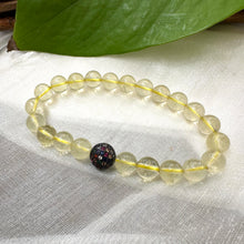 Lade das Bild in den Galerie-Viewer, Lemon Quartz Stretchy Bracelet, 8mm, 7&quot;inches
