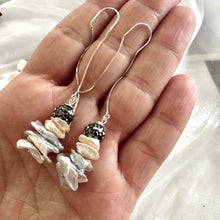 Load image into Gallery viewer, Gray &amp; Peachy Petal Pearl Threaders, Silver

