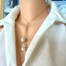 Cargar imagen en el visor de la galería, Gold Filled Lariat Necklace, Figaro Chain Y Necklace with one baroque pearl on each end
