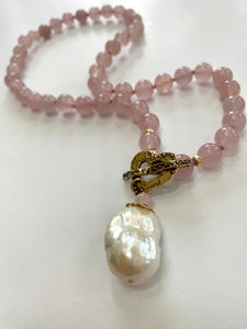 Rose Quartz Toggle Necklace, Baroque Pearl Pendant, Gold Bronze Heart Toggle Clasp, 17.5"in