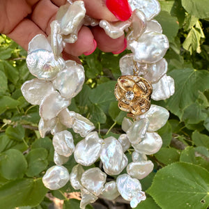 Romantic Spectacular White Keshi Pearl Necklace with GP Flower Clasp, 17.5" – Handmade in Canada