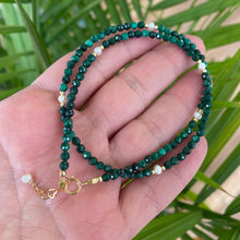 Charger l&#39;image dans la galerie, Green Malachite &amp; Freshwater Pearls Choker Necklace, Gold Filled, 15+1&quot;Inch
