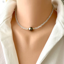 Charger l&#39;image dans la galerie, Dainty Light Aquamarine Choker Necklace &amp; Grey Tahitian Baroque Pearl, Gold Filled, 15&quot;inch, March Birthstone
