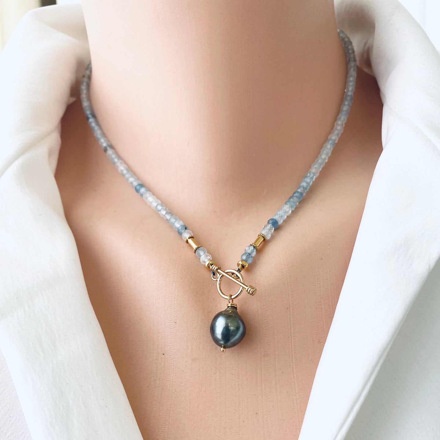 Aquamarine Toggle Necklace & Tahitian Baroque Pearl Pendant, GV, 16.5