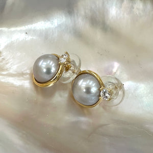 Silver Grey Mabe Edison Pearl Stud Earrings with Cz in Gold