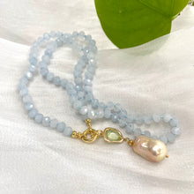Cargar imagen en el visor de la galería, Aquamarine Candy Necklace, Baroque Pearl Pendant, GV, 19-21&quot;
