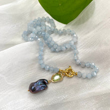 Cargar imagen en el visor de la galería, Aquamarine Candy Necklace, Baroque Pearl Pendant, GV, 19-21&quot;
